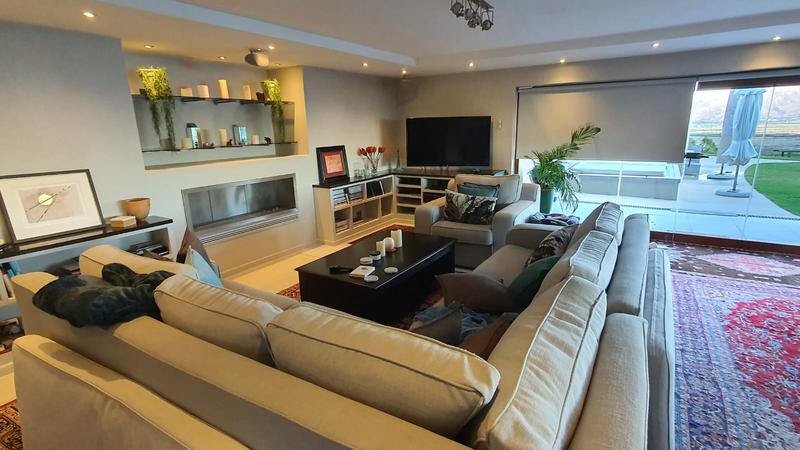 To Let 3 Bedroom Property for Rent in Chapman